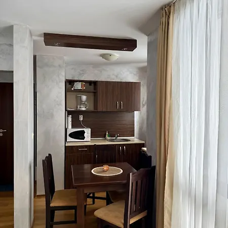 Royal Park Home2host Apartment Bansko