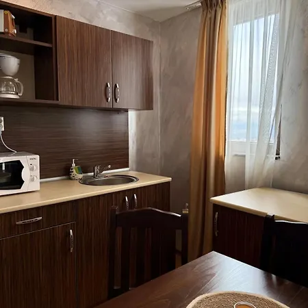 Royal Park Home2host Apartment Bansko